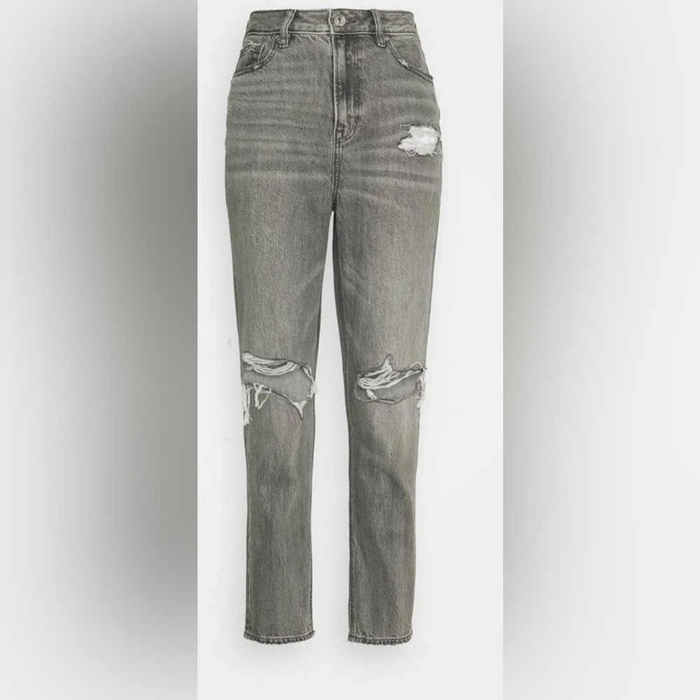 American Eagle ripped mom jeans